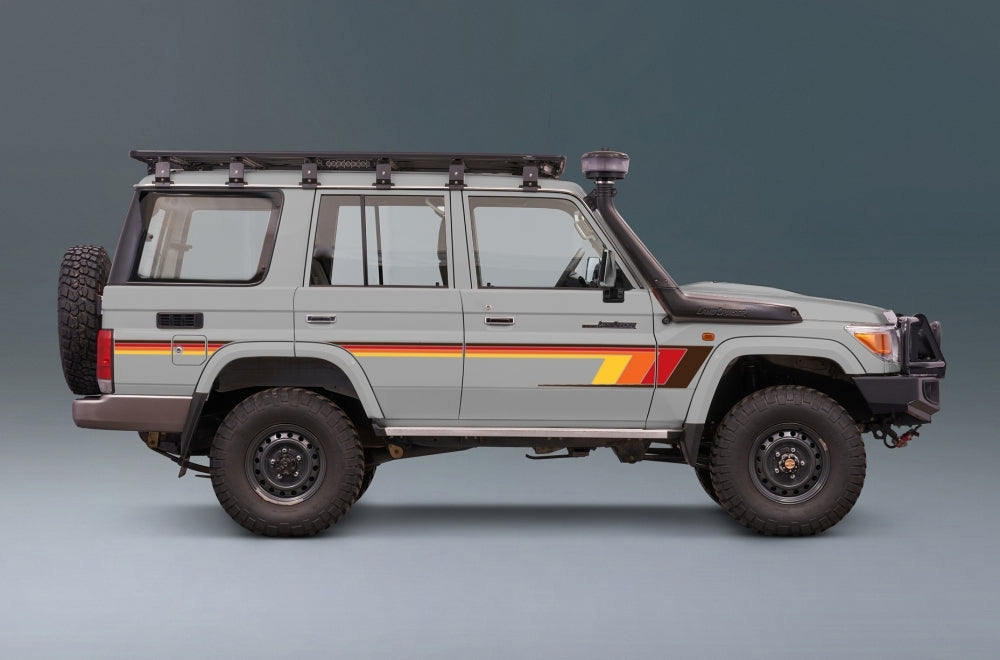70 Series Land Cruiser Decal Body Stripe Kit (Broome) - 76 Series (2007-)