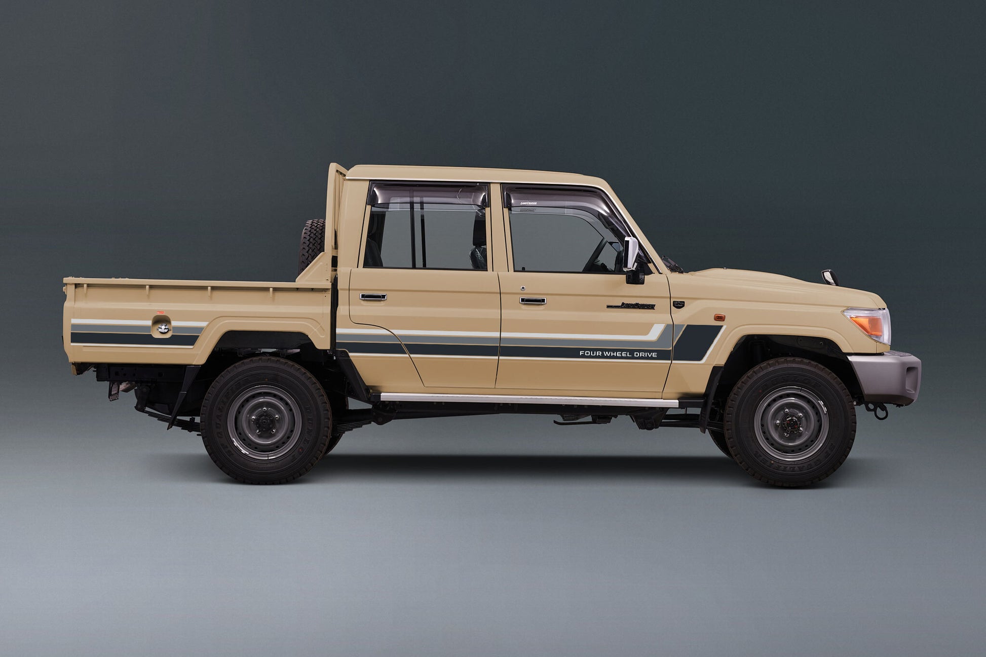 70 Series Land Cruiser Decal Body Stripe Kit (Renmark) - 79 Series Dual Cab (2012-)