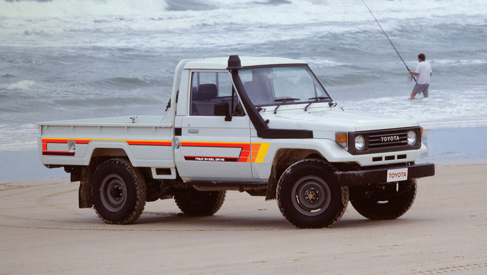70 Series Land Cruiser Decal Body Stripe Kit (Tweed) - 75/79 Series Single Cab (1985-)