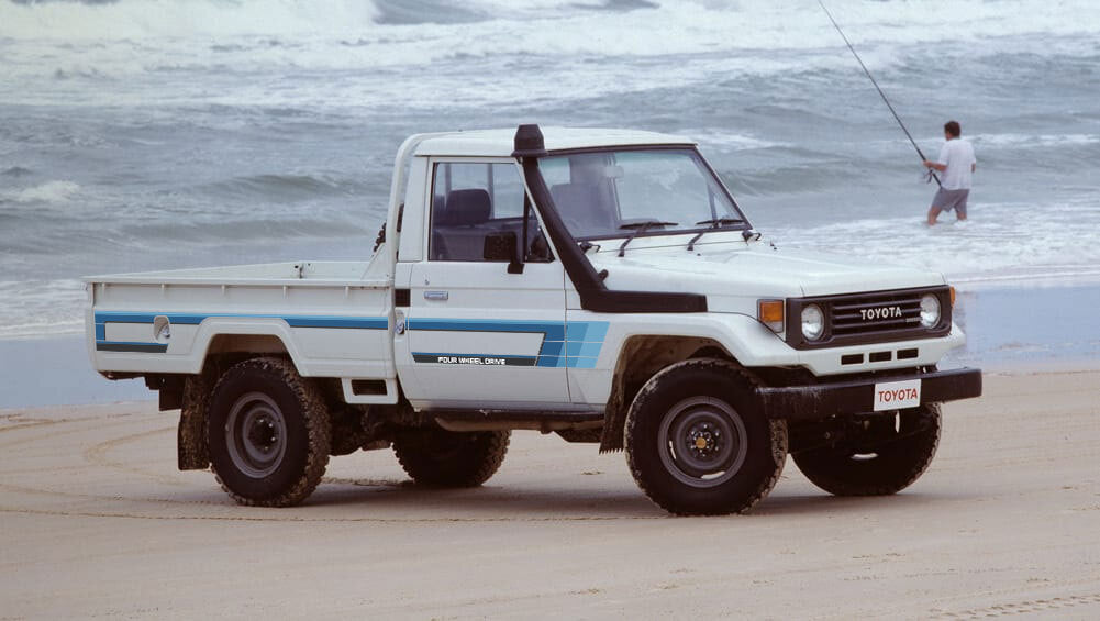 70 Series Land Cruiser Decal Body Stripe Kit (Tweed) - 75/79 Series Single Cab (1985-)